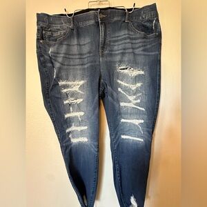 Torrid Bombshell SkinnyDistressed Jeans